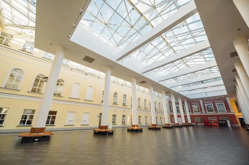 国立高等经济学院