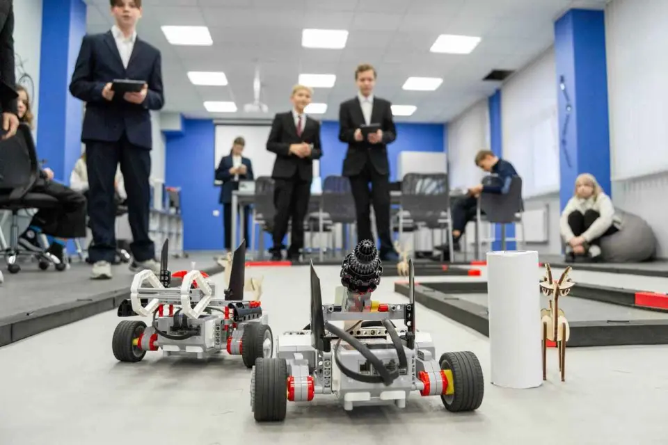 उत्तरी (आर्कटिक) संघीय विश्वविद्यालय एम. वी. लोमोनोसोव के नाम पर