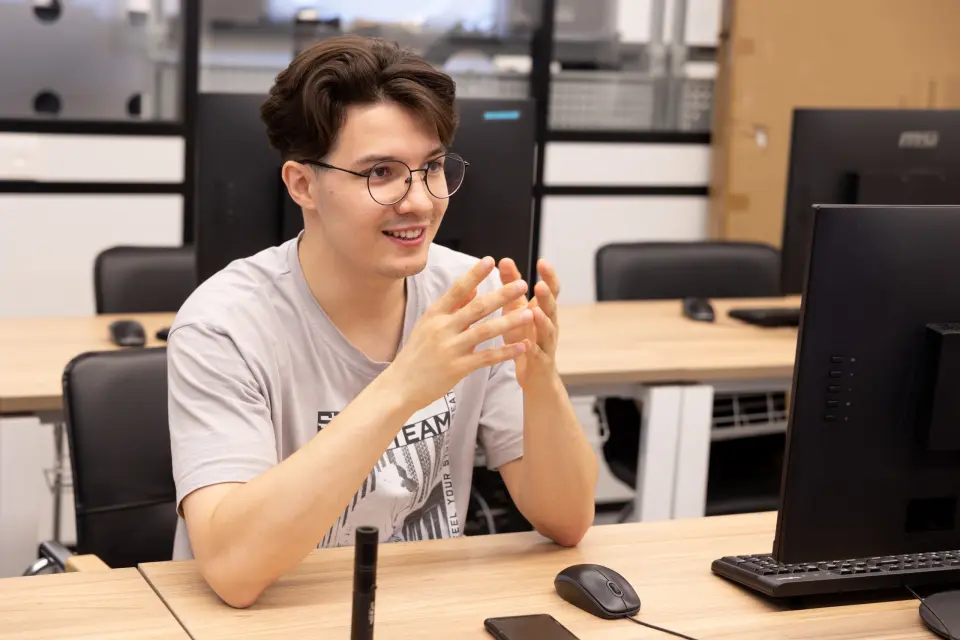 دانشگاه دولتی سیستم های کنترل و الکترونیک رادیویی تومسک