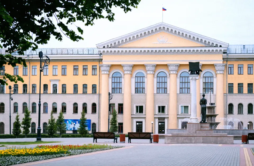 دانشگاه دولتی سیستم های کنترل و الکترونیک رادیویی تومسک