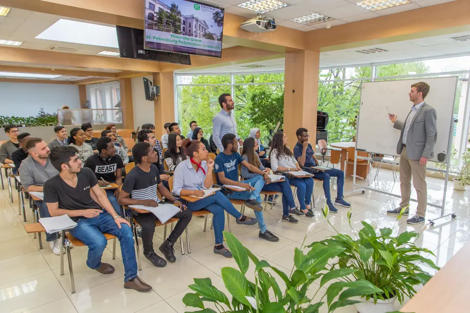 सेंट पीटर्सबर्ग पॉलीटेक्निक विश्वविद्यालय पीटर द ग्रेट